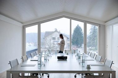 Interni dello stabilimento di acqua Levico