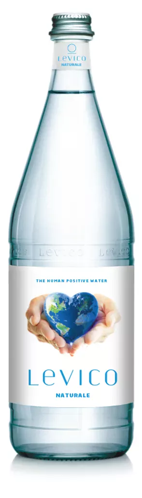 Levico_BOTTIGLIA-HUMAN-POSITIVE_2025 Acqua Levico etichetta manifesto Human Positive
